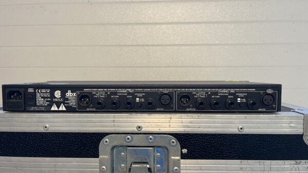 DBX 1066 - Compresseur/limiteur analogique